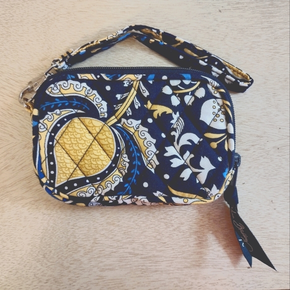 Vera Bradley Ellie Blue (Fall 2009) Wristlet Coin Purse - Picture 2 of 5